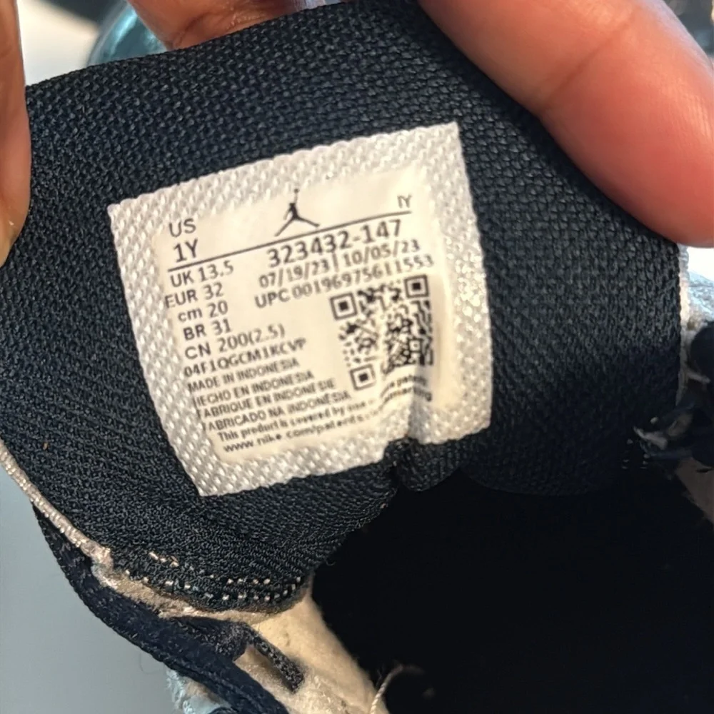 Nike Air Jordan 6 Rings Blue & White Boys Size 1Y - Picture 2 of 7